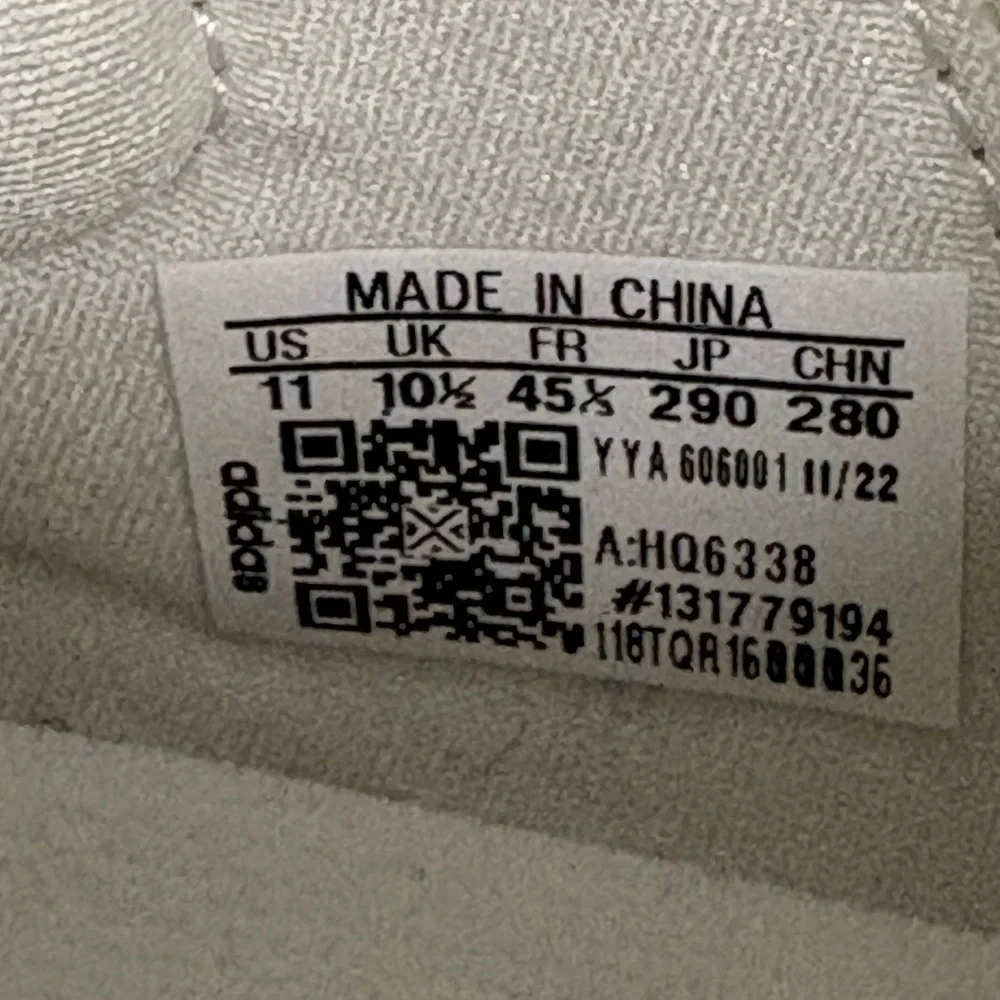 ULTRABOOST LIGHT‎ 'NON DYED WONDER TAUPE'